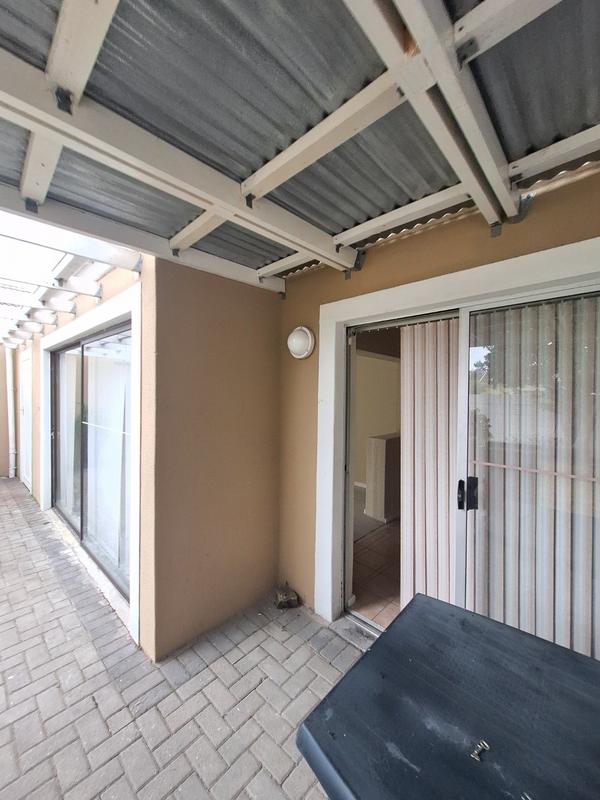 3 Bedroom Property for Sale in Plattekloof Glen Western Cape